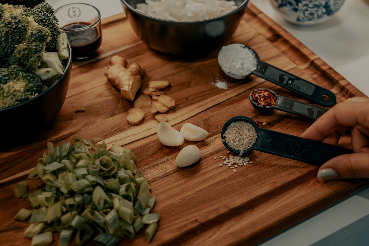 Fresh herbs and herbal cooking techniques
